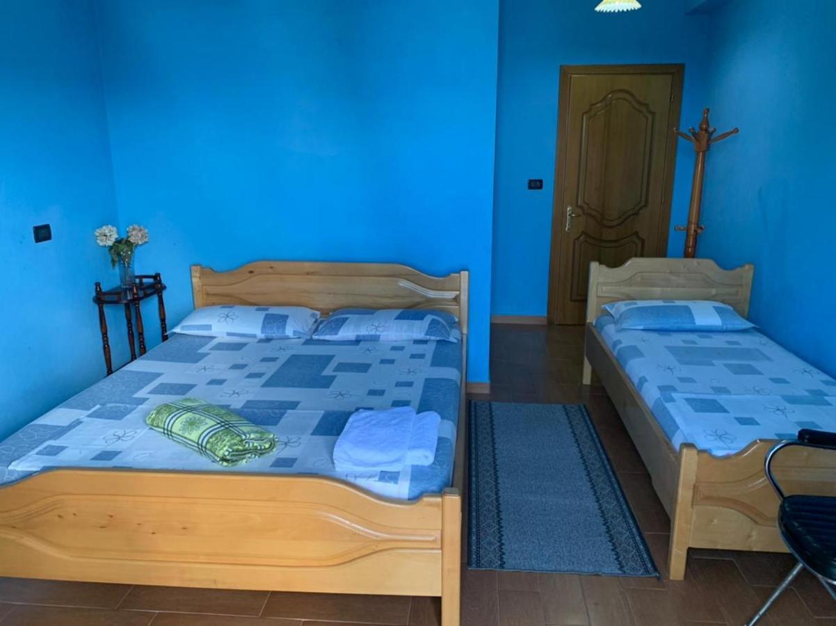 Vila Deni Tushemisht Екстериор снимка